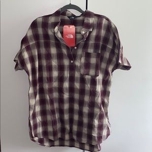 NWT the north face top